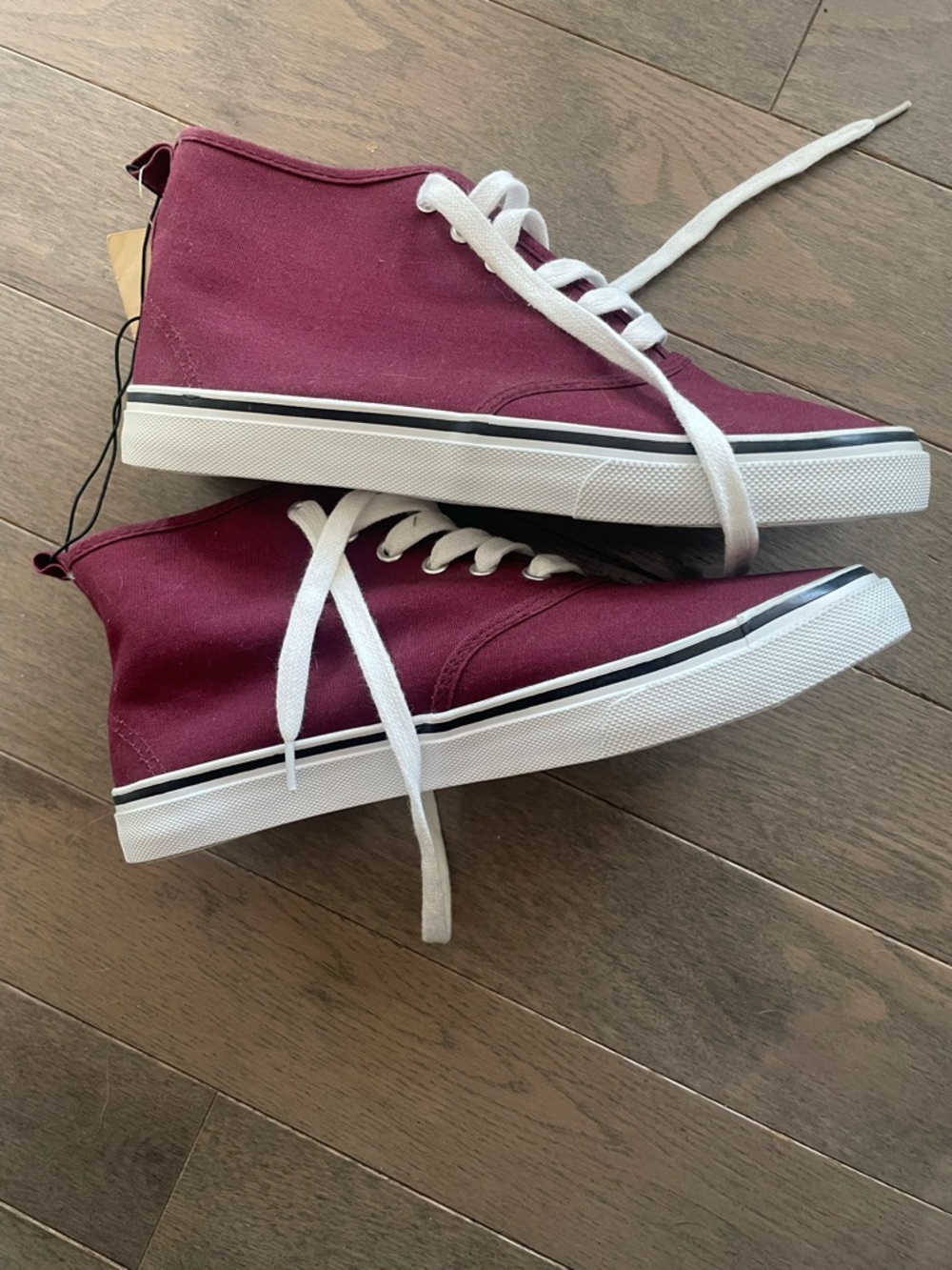 High Top Canvas Sneakers • Size 8 - Picture 3 of 12